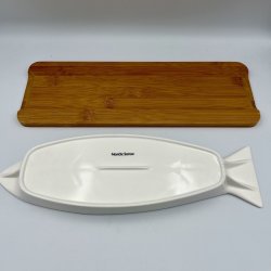 Nordic Sense fiskefad i porcel�n med bambusbr�t