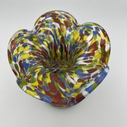 Mundbl�st glaskunst vase i Murano stil med flerfarvet m�nster