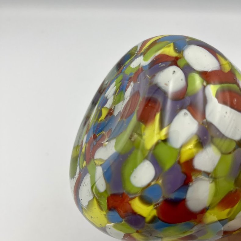 Mundbl�st glaskunst vase i Murano stil med flerfarvet m�nster