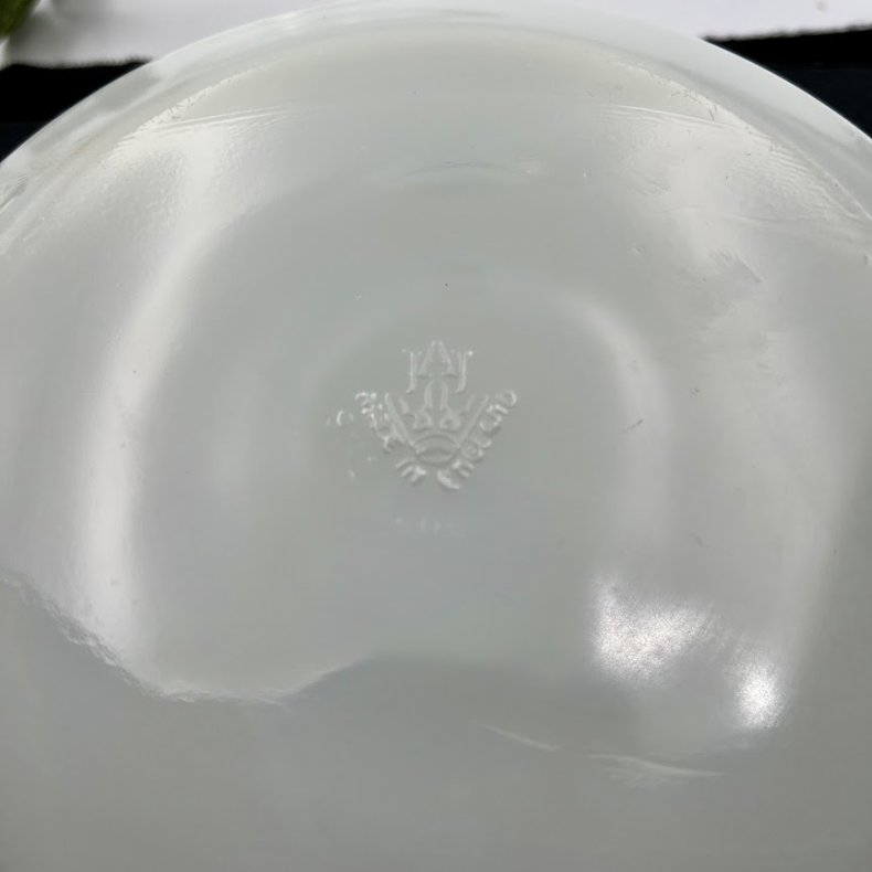 Vintage JAJ Pyrex Indiana ovalt fad med glasl�g
