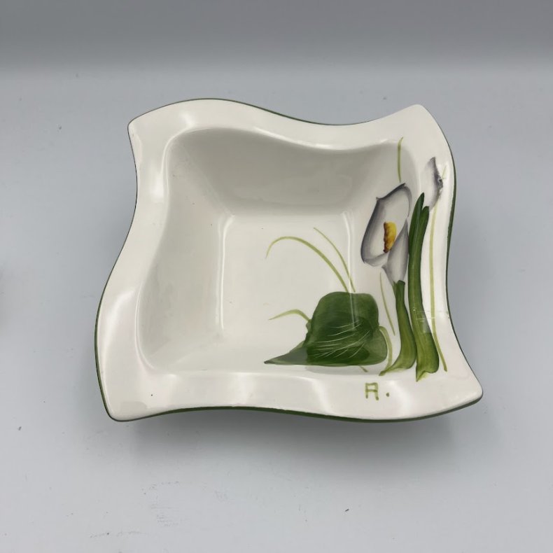 Vintage italiensk keramiksk�l med h�ndmalet calla lilje