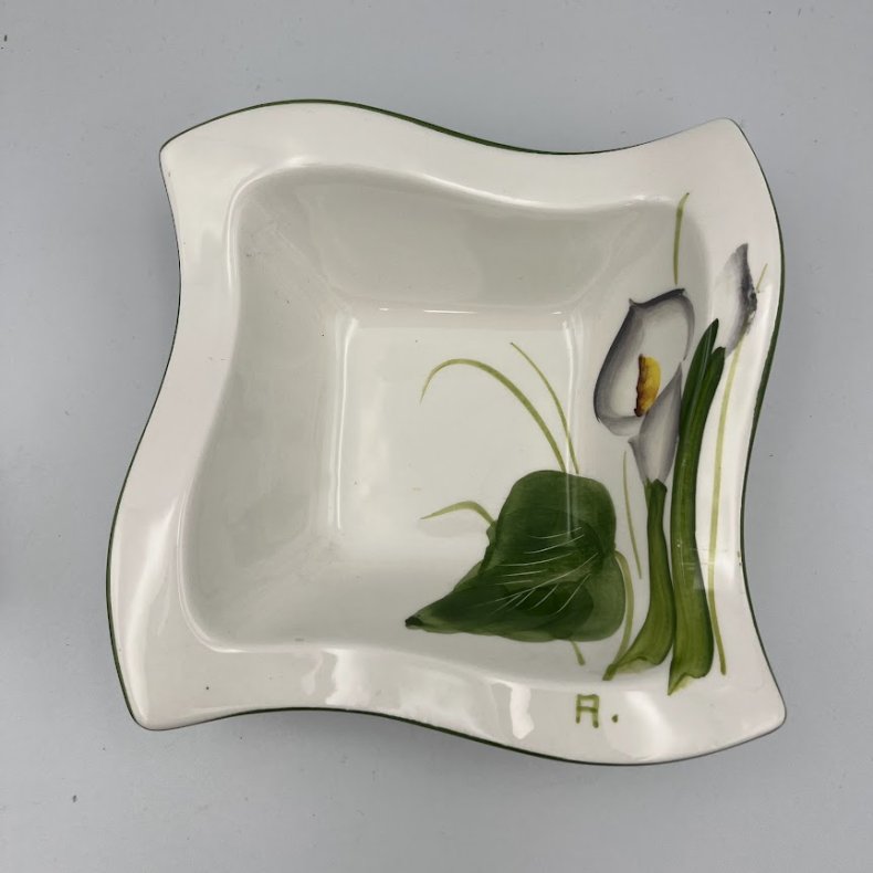 Vintage italiensk keramiksk�l med h�ndmalet calla lilje