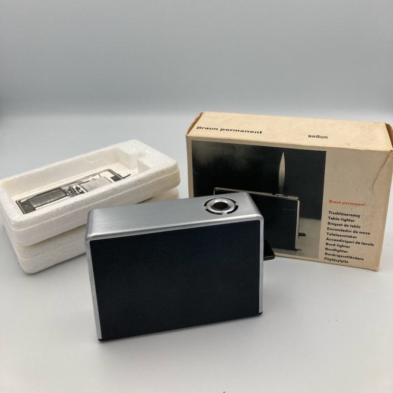 Braun Table Lighter 