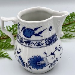 Bl�/hvid porcel�nskande