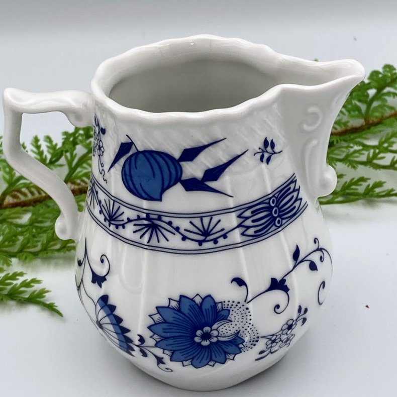 Bl�/hvid porcel�nskande