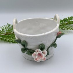 Dekorativ blomsterpotte / urtepotteskjuler