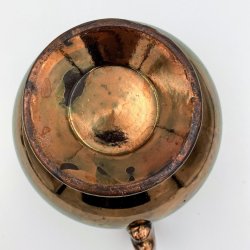 Porcel�ns kobberfarvet kande