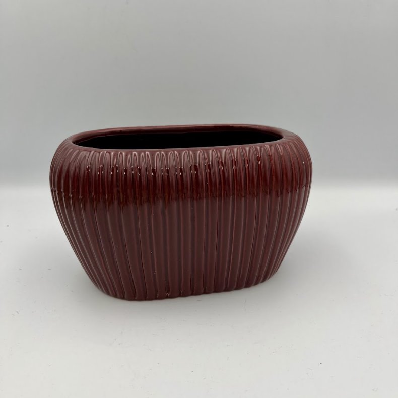 Pottskjuler i flot bordeaux