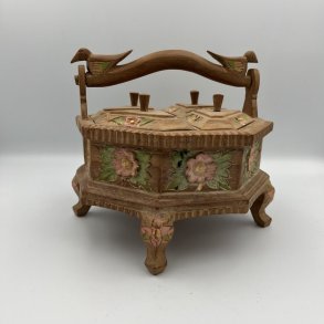 Smuk h�ndsk�ret tr�kasse