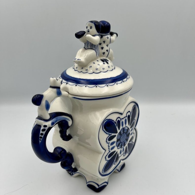 Russisk porcel�nskande