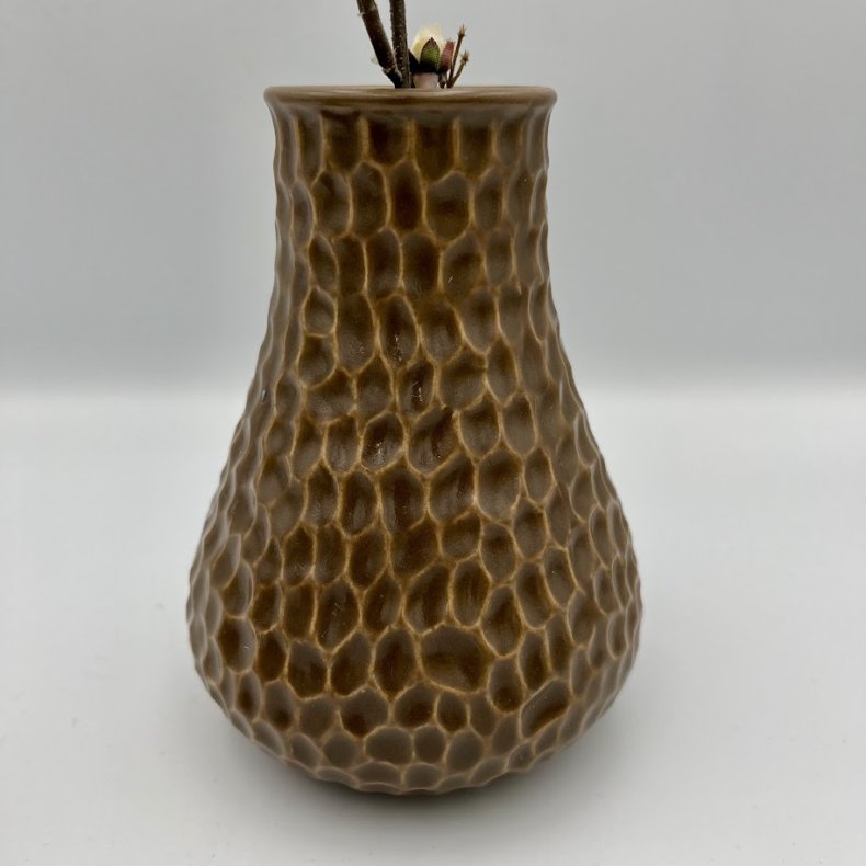 Brun keramikvase