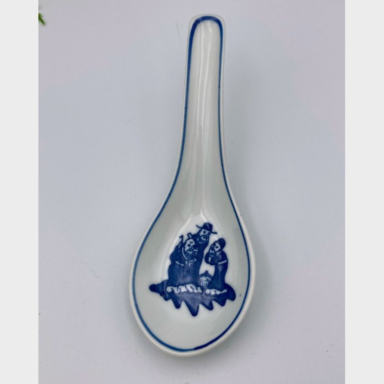 Orientalsk rissk�l med ske