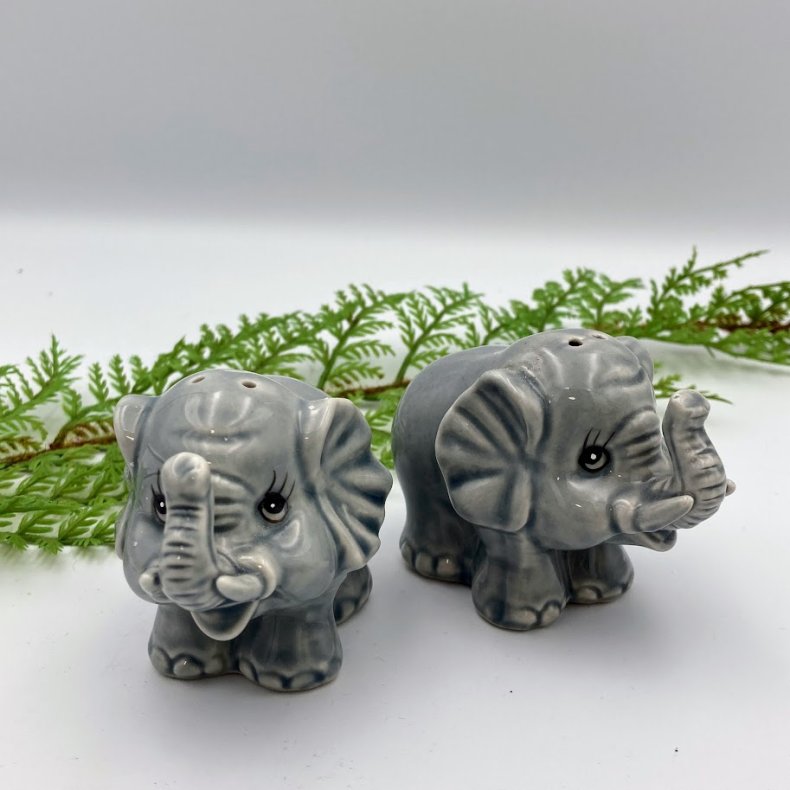 Elefant salt og pebers�t