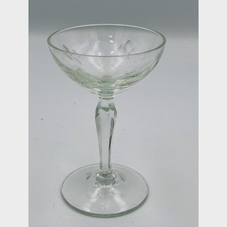 Vintage glas med slibninger