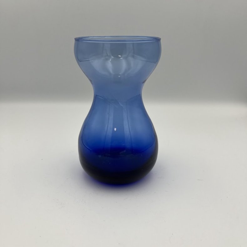 Bl� Holmegaards vase