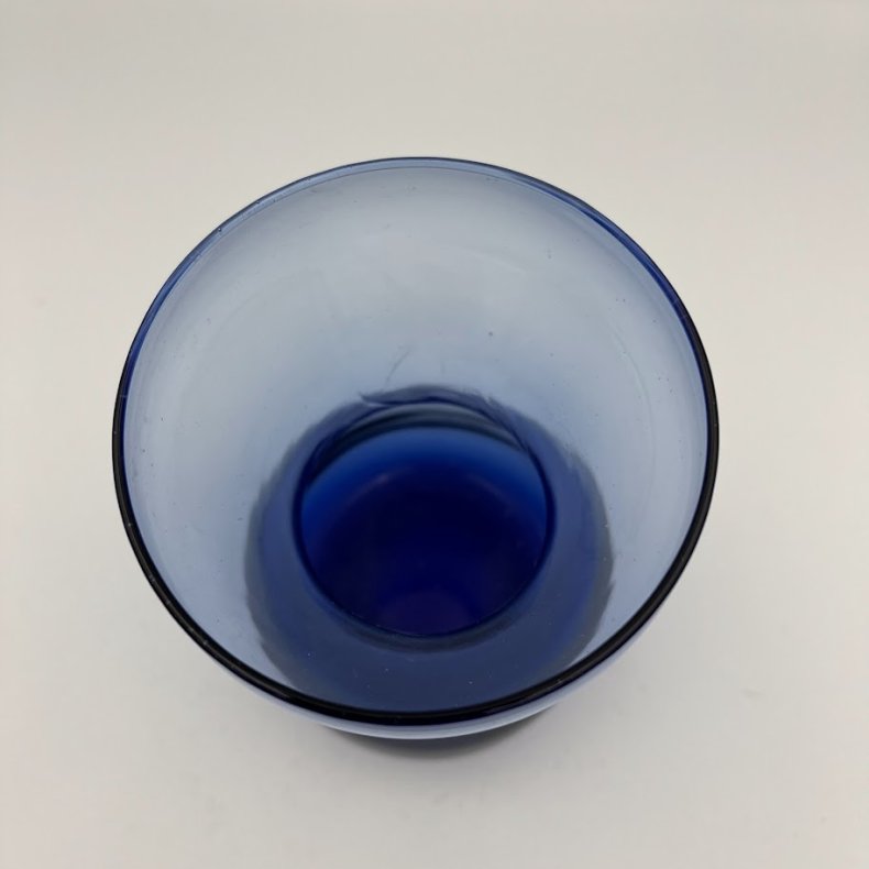 Bl� Holmegaards vase