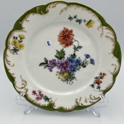 Tallerkner med blomster