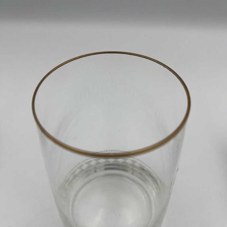 Glas med guldkant &amp; m�nster