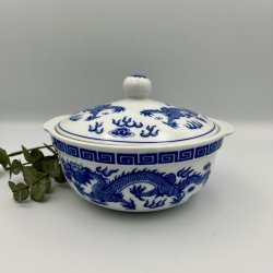 Porcel�nssk�l med dragemotiver