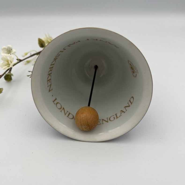 Bl� klokke fra London