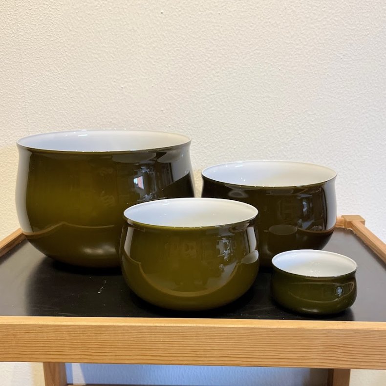 Smukke sk�le fra Holmegaard