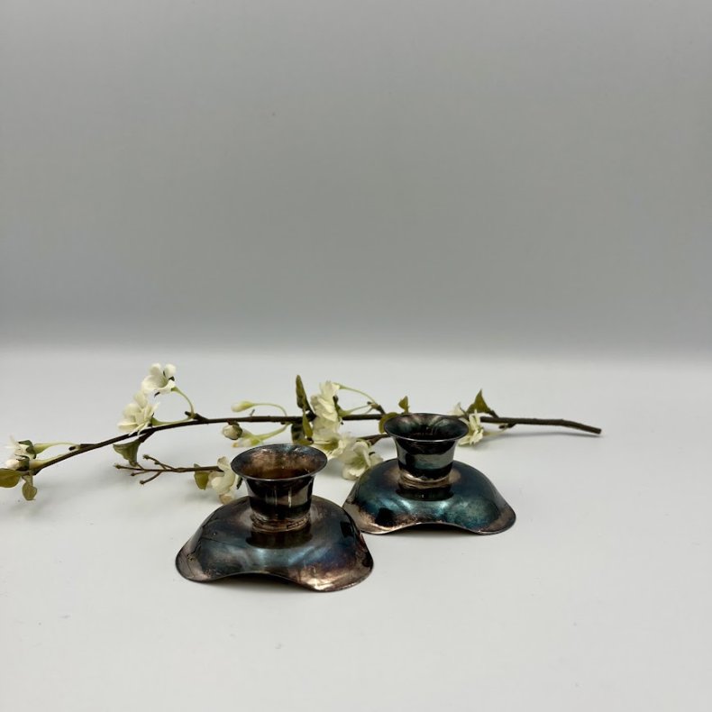 Sm� metal lysestager