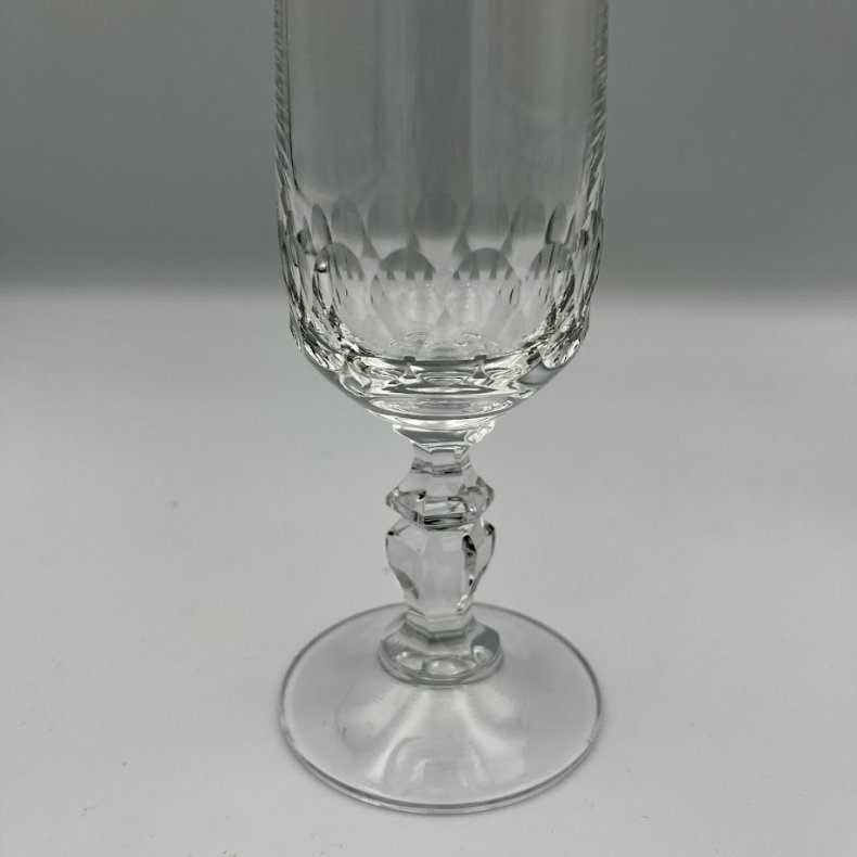 Elegante glas p� stilk