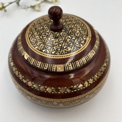 Tr�sk�l med l�g