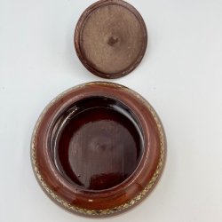 Tr�sk�l med l�g