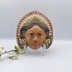 Indonesisk maske