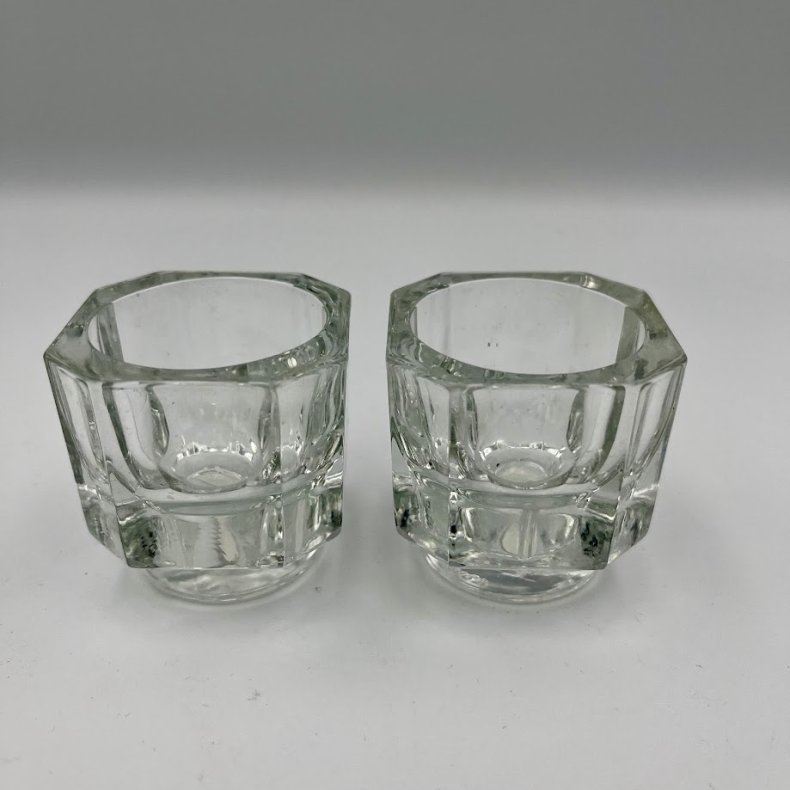 2 Glas fyrfadsstager