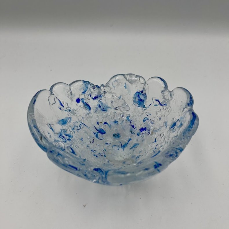 B�low glassk�l