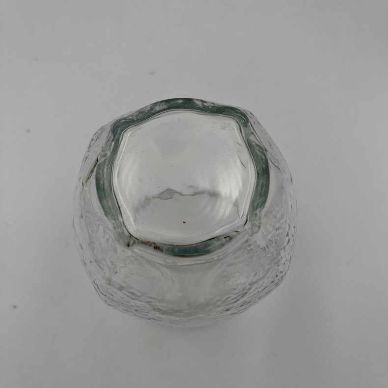 L�vet glas