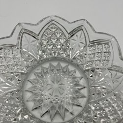 Facetslebet glassk�l 
