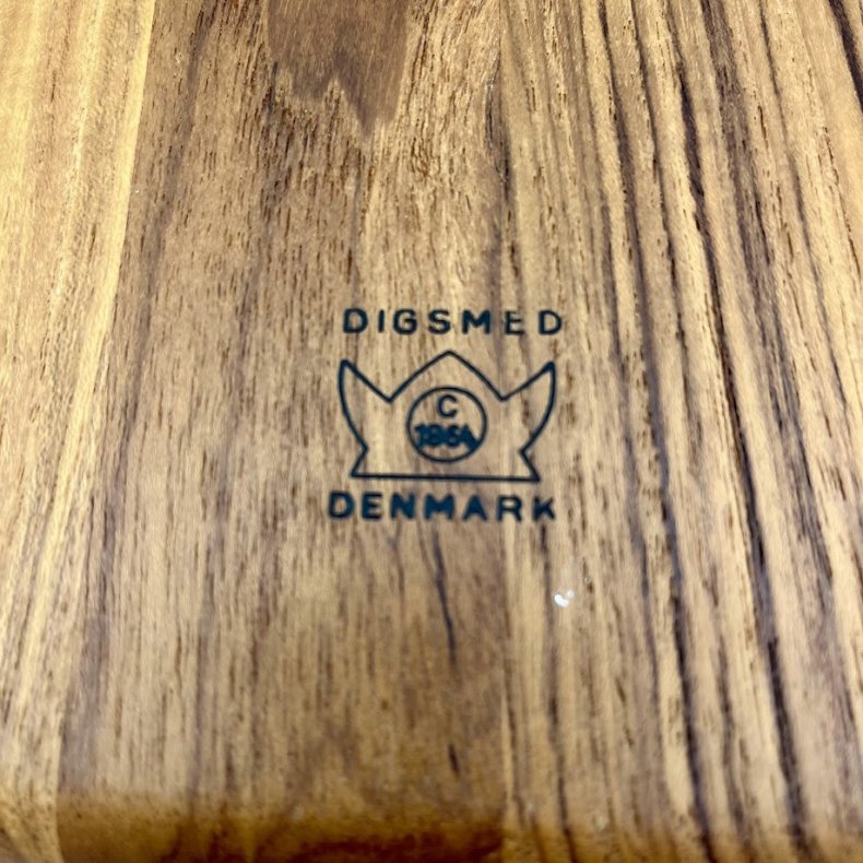 Teak sk�rebr�t