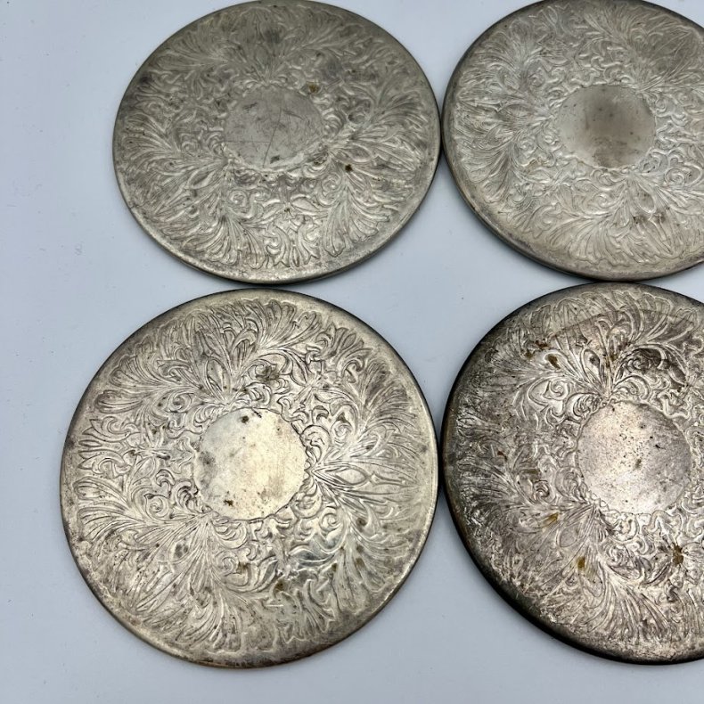 Bordsk�nere/coasters i s�lvplet