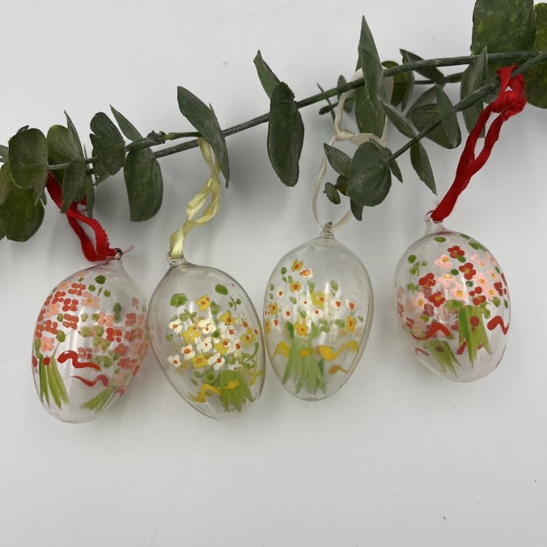 H�ndmalede P�ske�g i Glas � Smukke Glas�g med Blomstermotiver (4-pak)