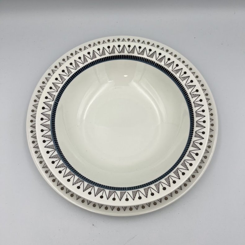 Retro R�rstrand "Skandia" Tallerkens�t � 24 dele (12 flade &amp; 12 dybe)