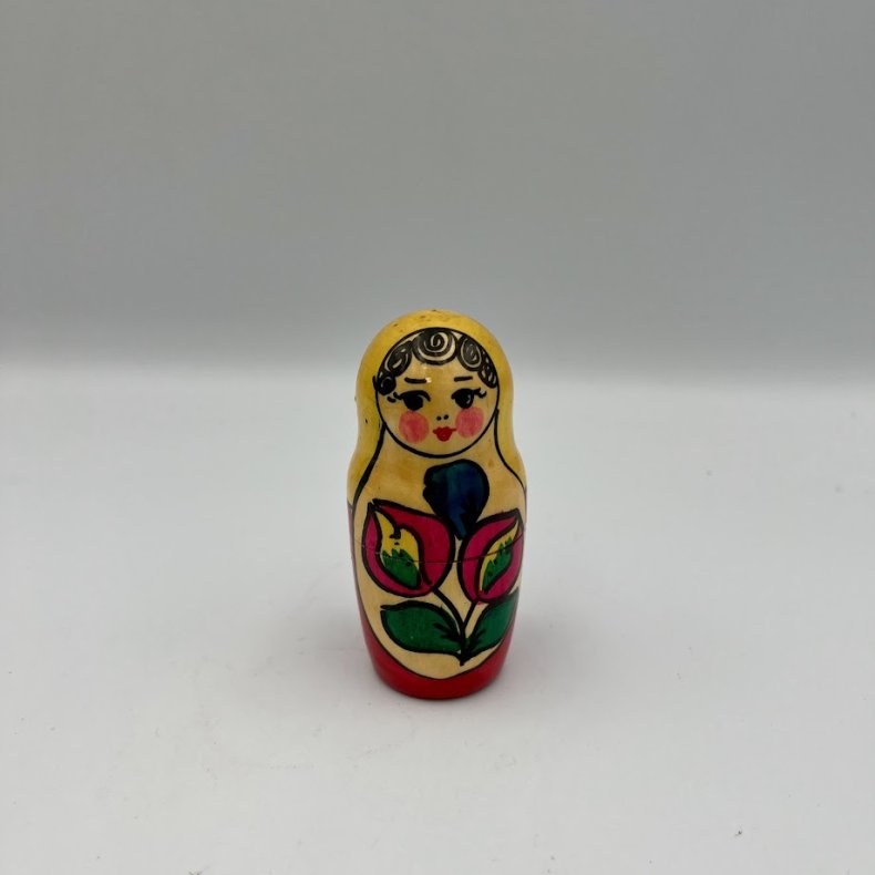 Klassiske H�ndmalede Babushka-dukker i Tr� � Traditionelt S�t (3 stk.)