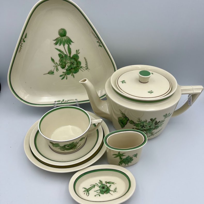 Royal Copenhagen "Gr�n Blomst"