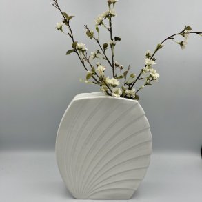 Hvid muslingeformet vase