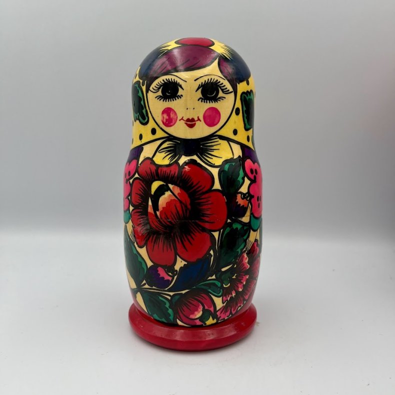 Klassiske H�ndmalede Babushka-dukker i Tr� � Traditionelt S�t (6 stk.)