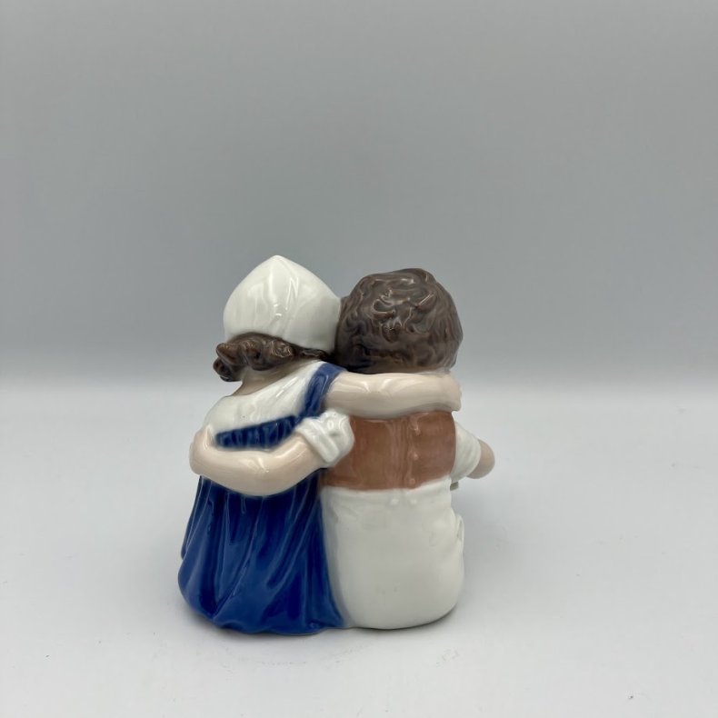 Bing &amp; Gr�ndahl L�sende b�rn