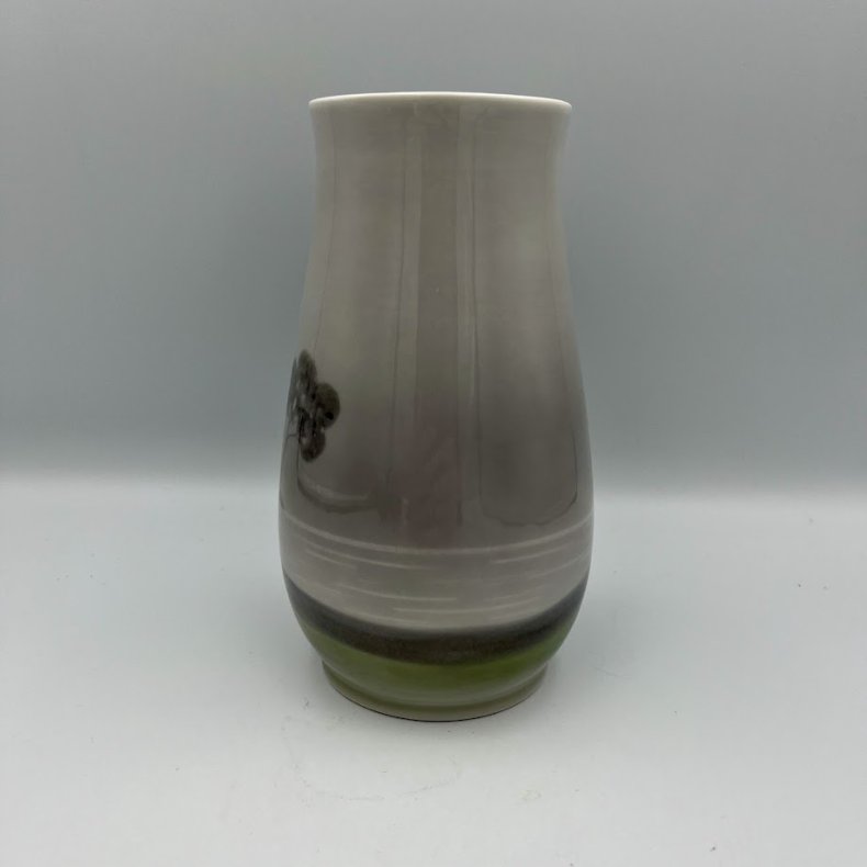 Bing &amp; Gr�ndahl vase med landskabsmotiv af tr�er.