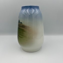 Royal Copenhagen Vase med landskab