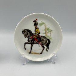 Mini tallerkner med milit�r officer hest.�