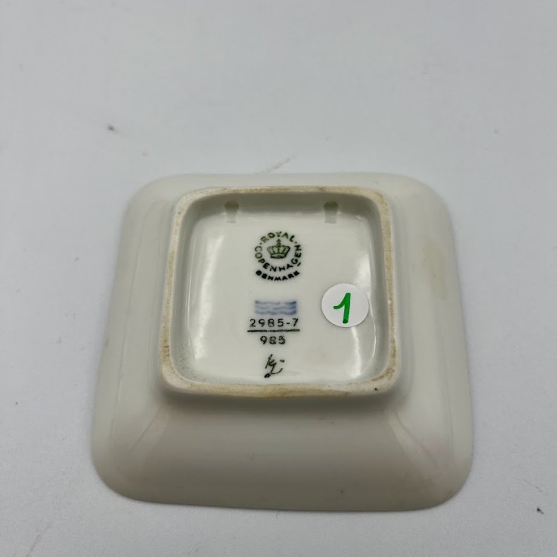 Sm� Royal Copenhagen-platter