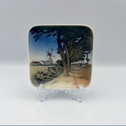 Royal Copenhagen � Dybb�l M�lle