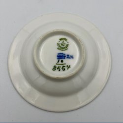 Royal Copenhagen Bl� Blomst Kantet asiet / sm�rkop