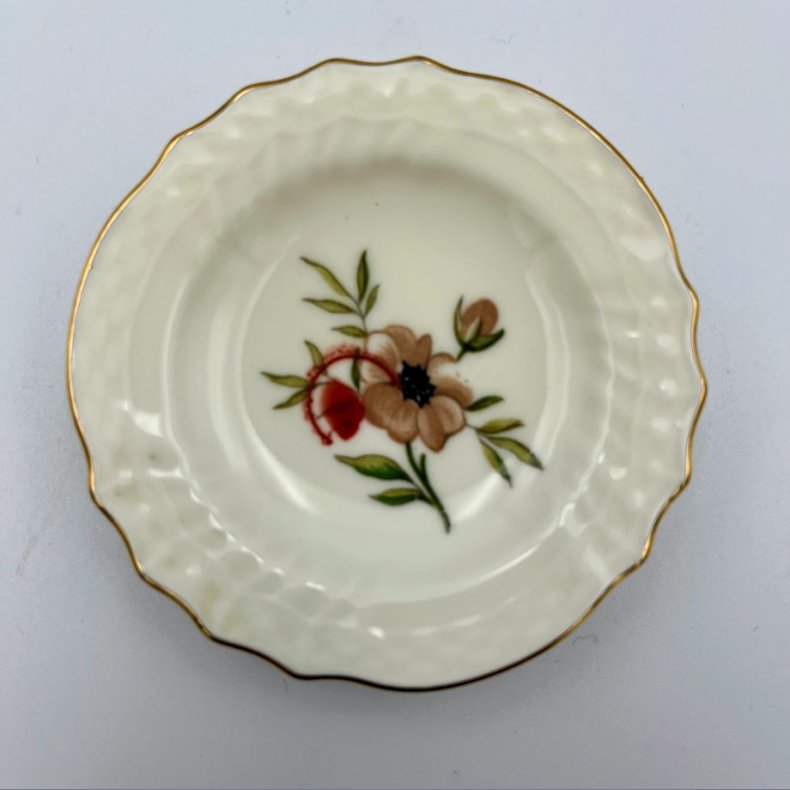 Royal Copenhagen Frijsenborg kuvertasiet / sm�rsk�l